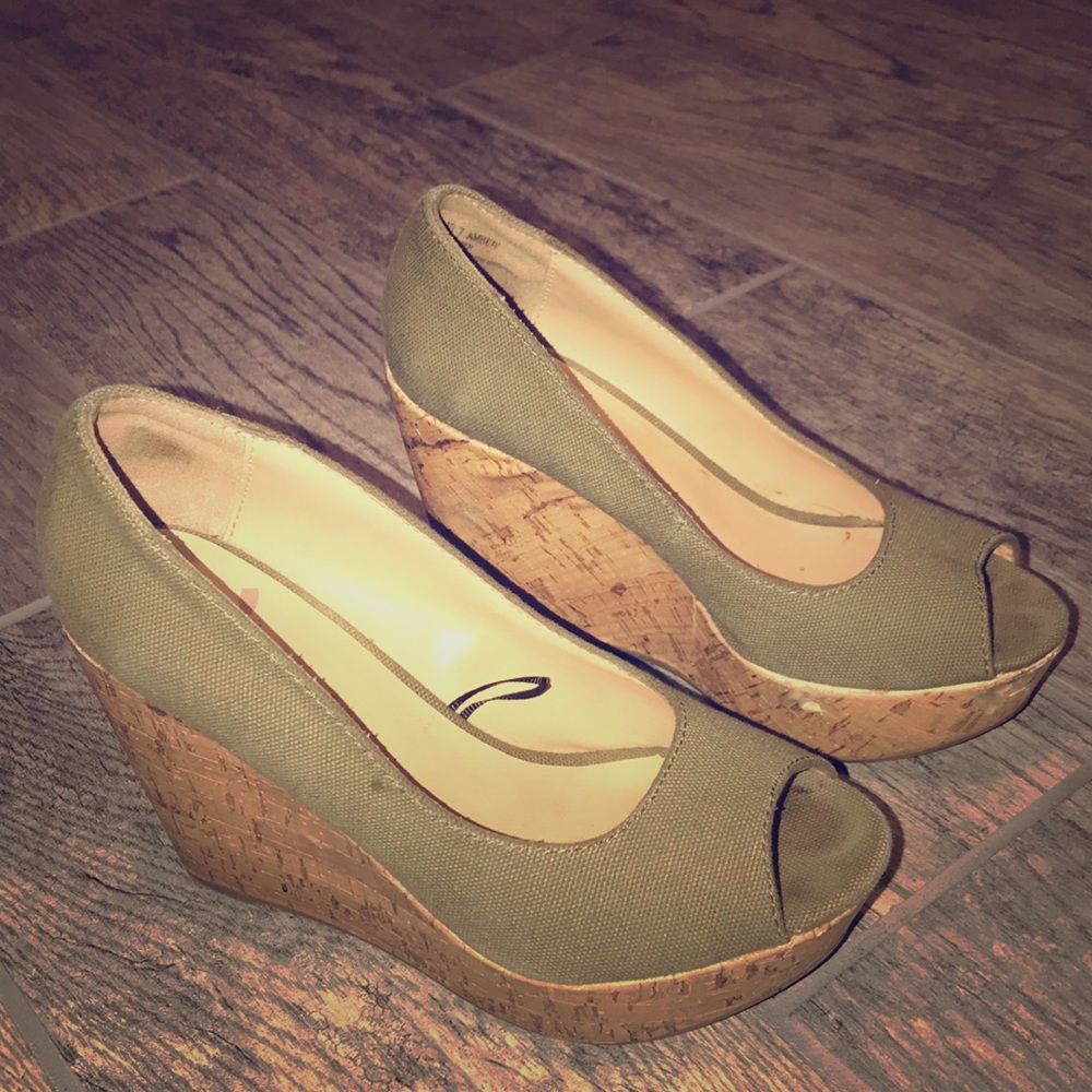 Women’s wedges